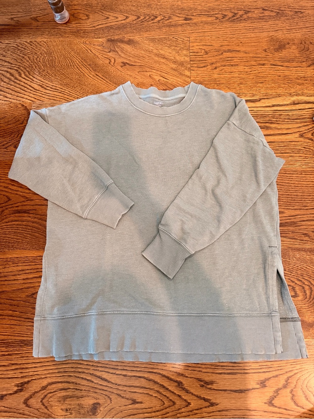 Women’s Aerie Crewneck Sweatshirt in Sage Green